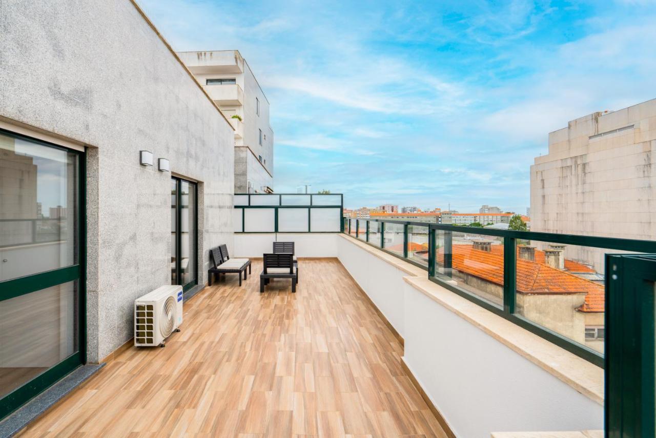 Gaia Terrace Apartamento Qian 2Br Ac L Free Parking Вила Нова ди Гая Екстериор снимка
